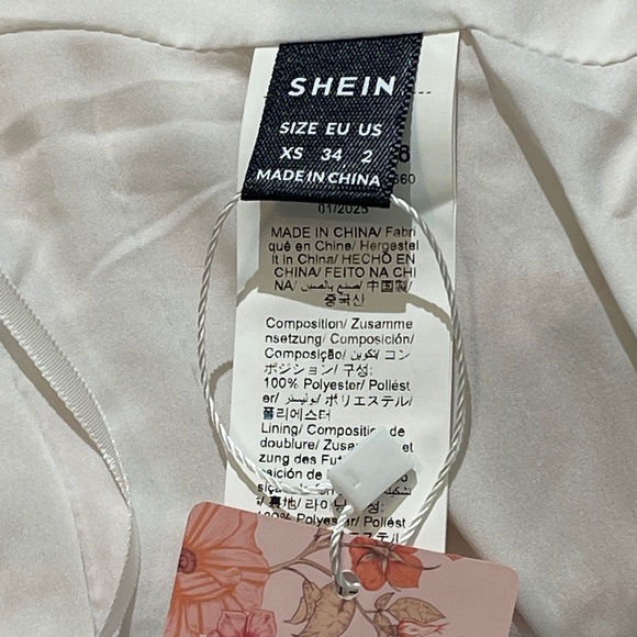 SHEIN Pink and Cream Tweed Bustier WOMENS SIZE XS BEAUTIFUL PEARL BUTTONS NWT - Picture 7 of 8